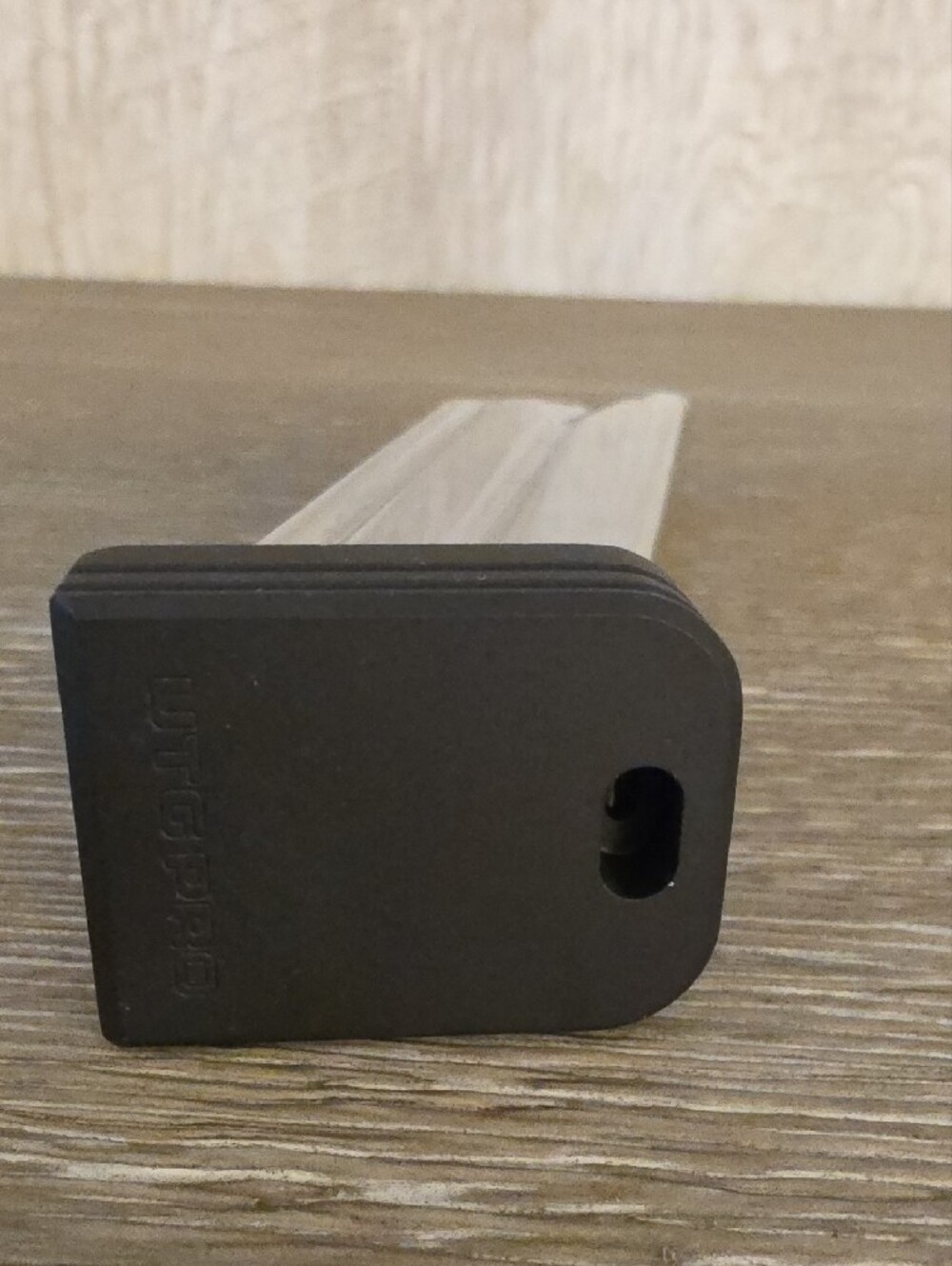 OEM Springfield Armory XD XDm 9mm Steel Magazine with UTGpro Metal Base - Picture 4 of 5